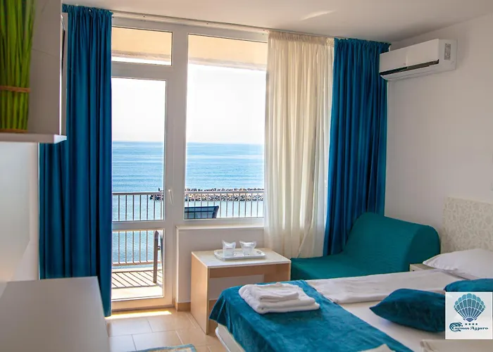 Carmen Azzuro Hotel