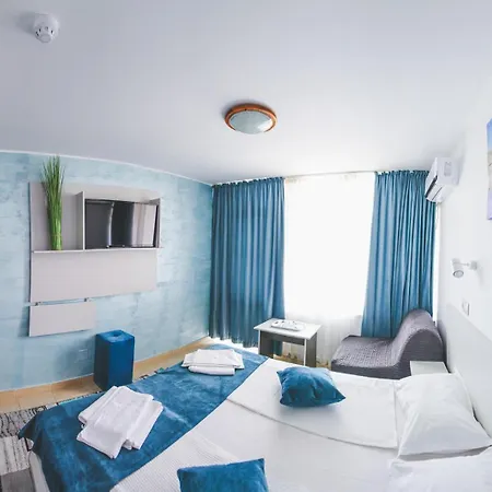 Hotel Carmen Azzuro 4*