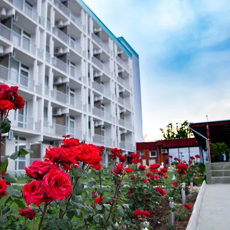 Carmen Azzuro Hotel